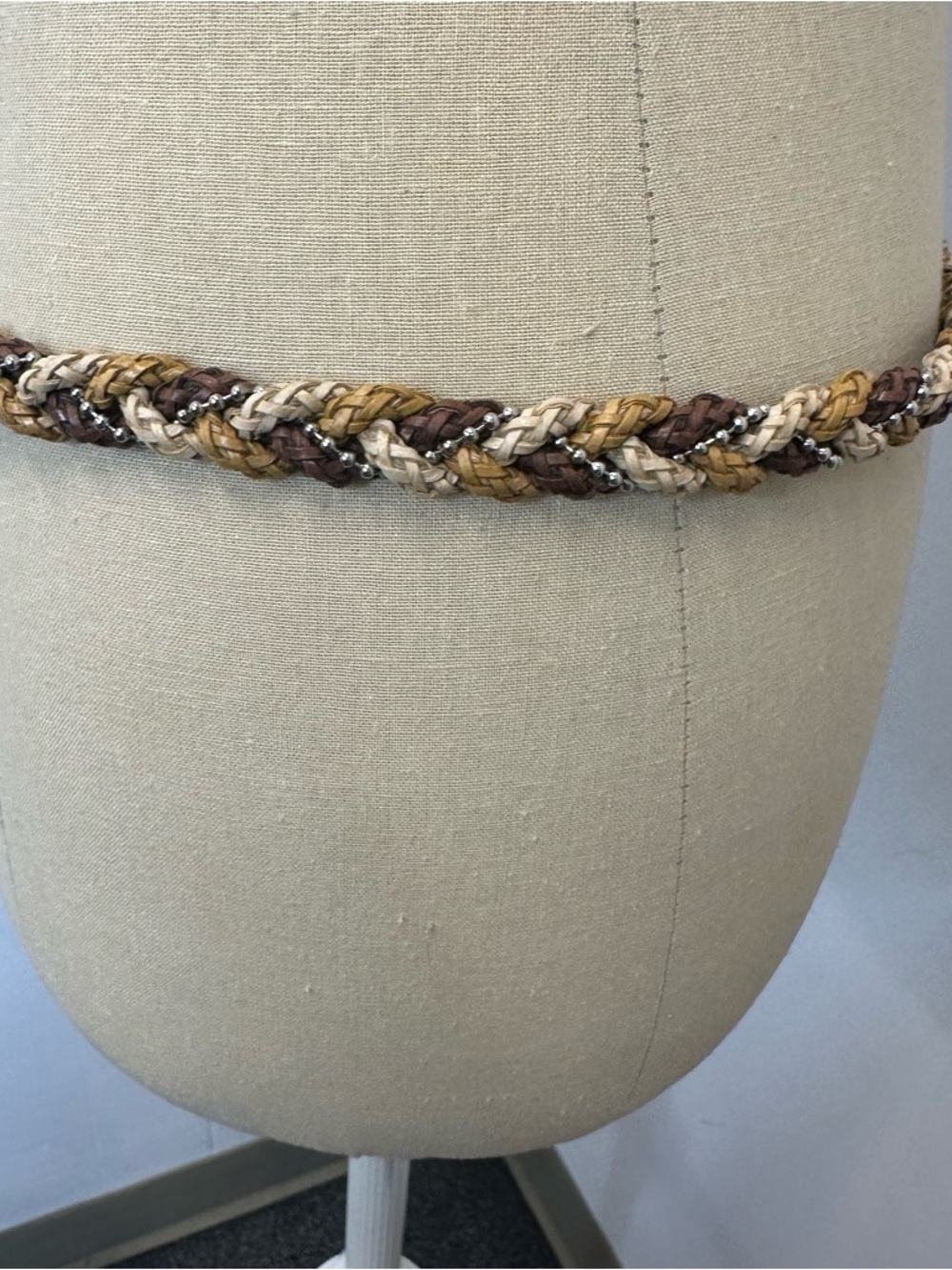 Braided Rope Chain Waist Belt in Brown and Gold - Picture 4 of 8